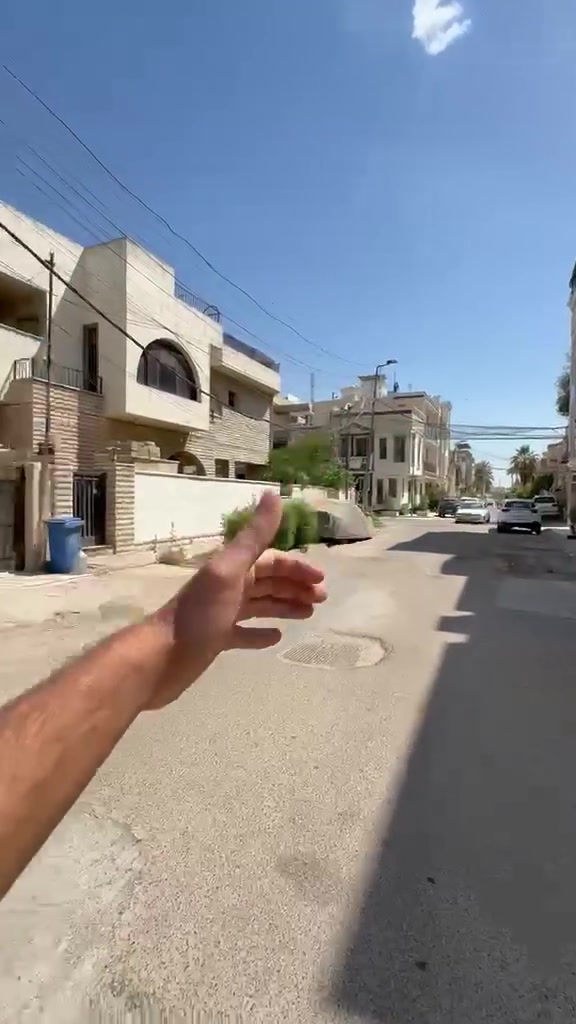 مشتمل للإيجار طابق اول يحتوي ع غرفة صالة مطبخ خدمات مدخلين طبكة سياره موجودة بل باب
الايجار ٥٥٠ قفل عائلة
للاستفسار***********
