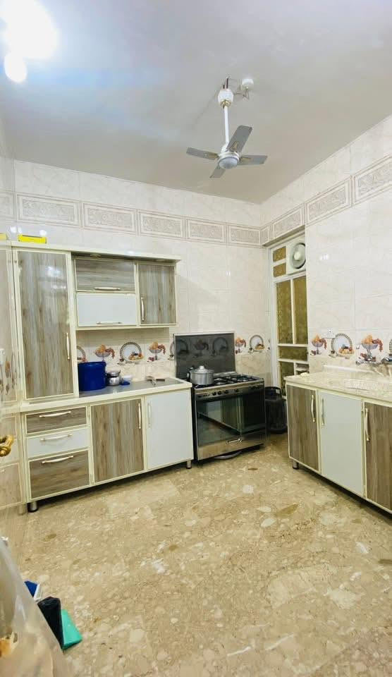 للبيع بيت زراعي سند ٢٥  واصولي في العبيدي شارع معمل الطحين فرع اسواق النرجس قريب ع الشارع

طابقين مساحه 70 متر والسعر 68 مليون بي مجال للتواصل *********** متوفر فيس وواتس
