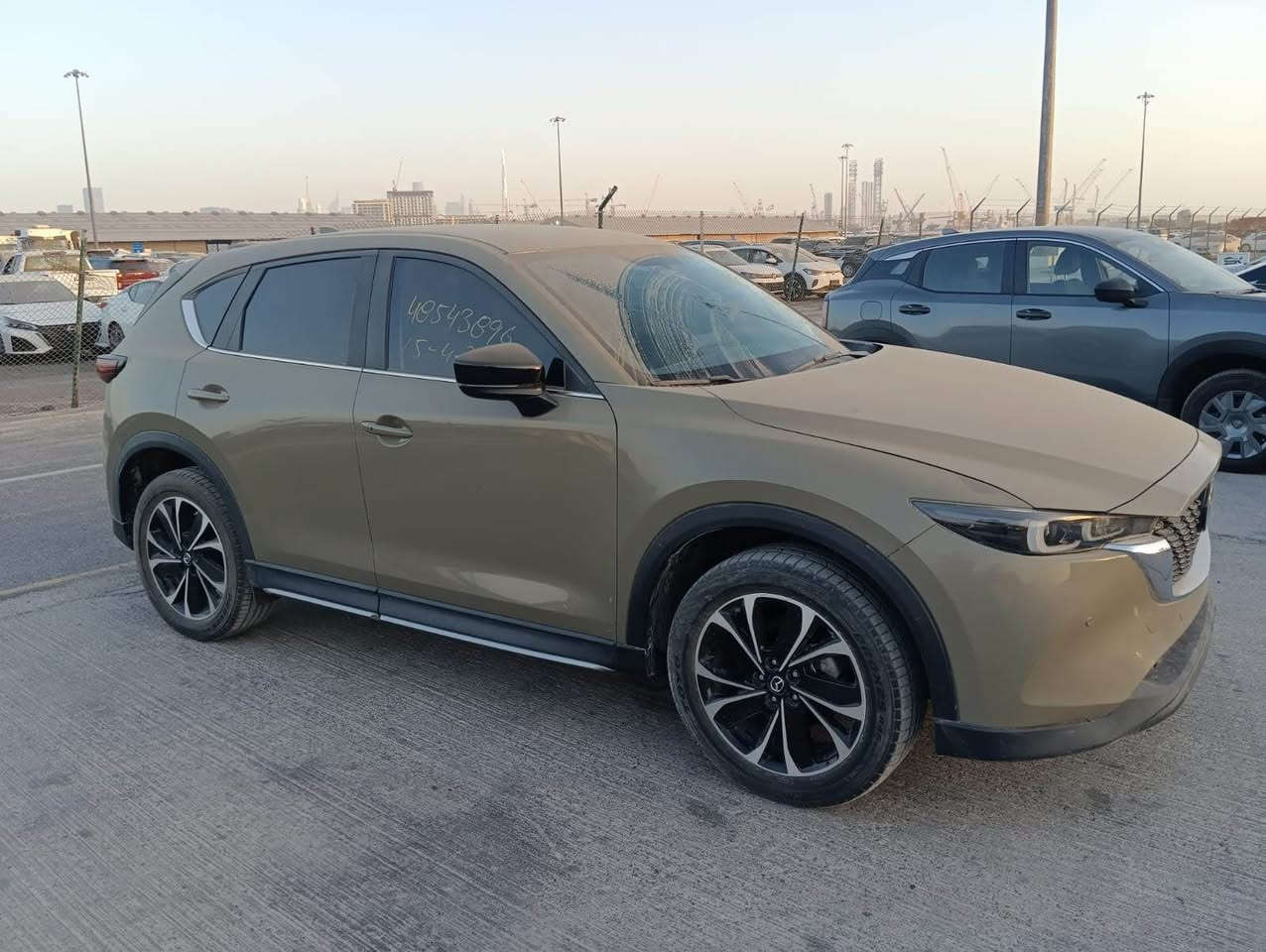 بسم الله الرحمن الرحيم 
مازدا cx5 2024  رةنگي خاكي ناوازة 
رةنگي ناوازة 
مكينة ٢.٥ بئ توربو مرخوب 
دووباجةو نيو بوياخة بئ ناوگرتن 
نرخي ١٧٥ ورقة و مجال 
*********** 
*********** السليمانية, العراق
