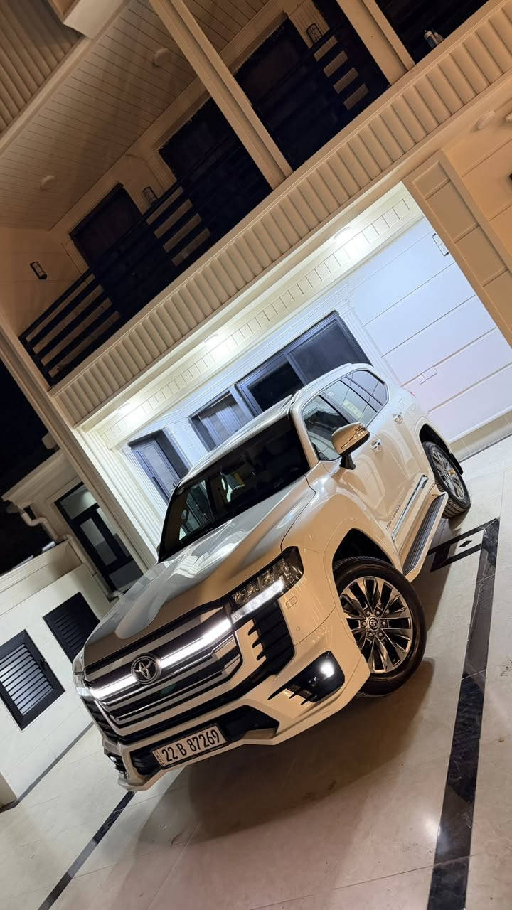 السلام عليكم لاندكروز 2023 ساز لمتدد ام الضمان تنفس طبيعي
رقم اربيل تريد تحويل او وكاله 

المواصفات فول 1/1 فتحة سقف كشنات جلد وكهرباء جنطه كهرباء مري شفط حساسات امامي خلفي دفع رباعي شاشه كبيره كامره خلفيه 7 راكب 3 قطع تبريد شاشات خلفيه زراك لايت وباقي المواصفات المعروفه… 

السعر 665$ 

للأستفسار ***********
