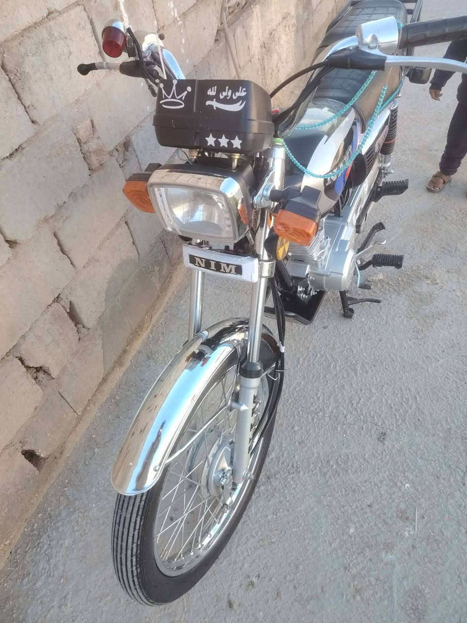 سلام عليكم دراجه نامه متياز لبيع سعر 600وبيه مجال مكاني طريق كربله نجف تصل وتدلل ***********
