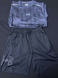 تراك شورت • اندو ارمر • مقاس L