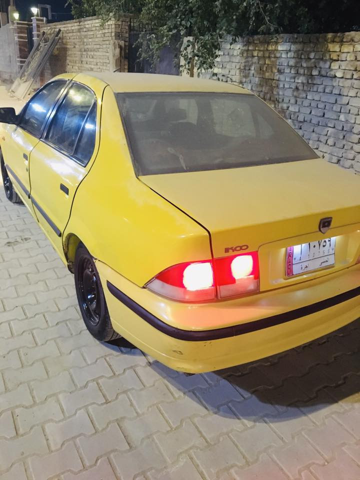 سمند 2011  محولبه خفيف مال جناي كله جديده 
بسمي محرك كير كفاله 
مصفره وجاهزه مامشتمه ريحت العبري 
بيه نواقص بسيطات  بيه باب مبدل بواحد اصلي 
ب35 ورقه وبيه مجال  
***********
