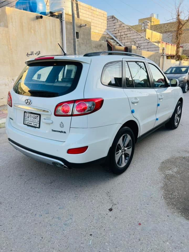 السلام عليكم سنتافيا 2012 خليجي رقم بصره دولي بسمي  تحويل مشروع وطني سنويه لغايه 2029 السياره مكفوله من الضربه والتبديل والفتح والصبغ والزنجار السياره جديده جدا من الداخل والخارج محرك وكير مامفتوحات شرط بالكارتون السياره بيه تراي يخبل مواصفات محرك 4 سلندر 2400 دووش مامفتوح شرط
فتحه سلايد روف 7 راكب 3 قطع تبريد كامره دواره اشاره بالمرايه مرايه شفط حساس خلفي تحكم بالستيرن دواخل بيجي وصاج ويل كب كروم لد نهاري مكان السياره الناصرية السعر 155 للاستفسار***********
