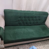 تخم ٧ مقاعد كما موضح بالصورة السعر ١٥٠ وبي مجال بسيط للاستفسار الاتصال...