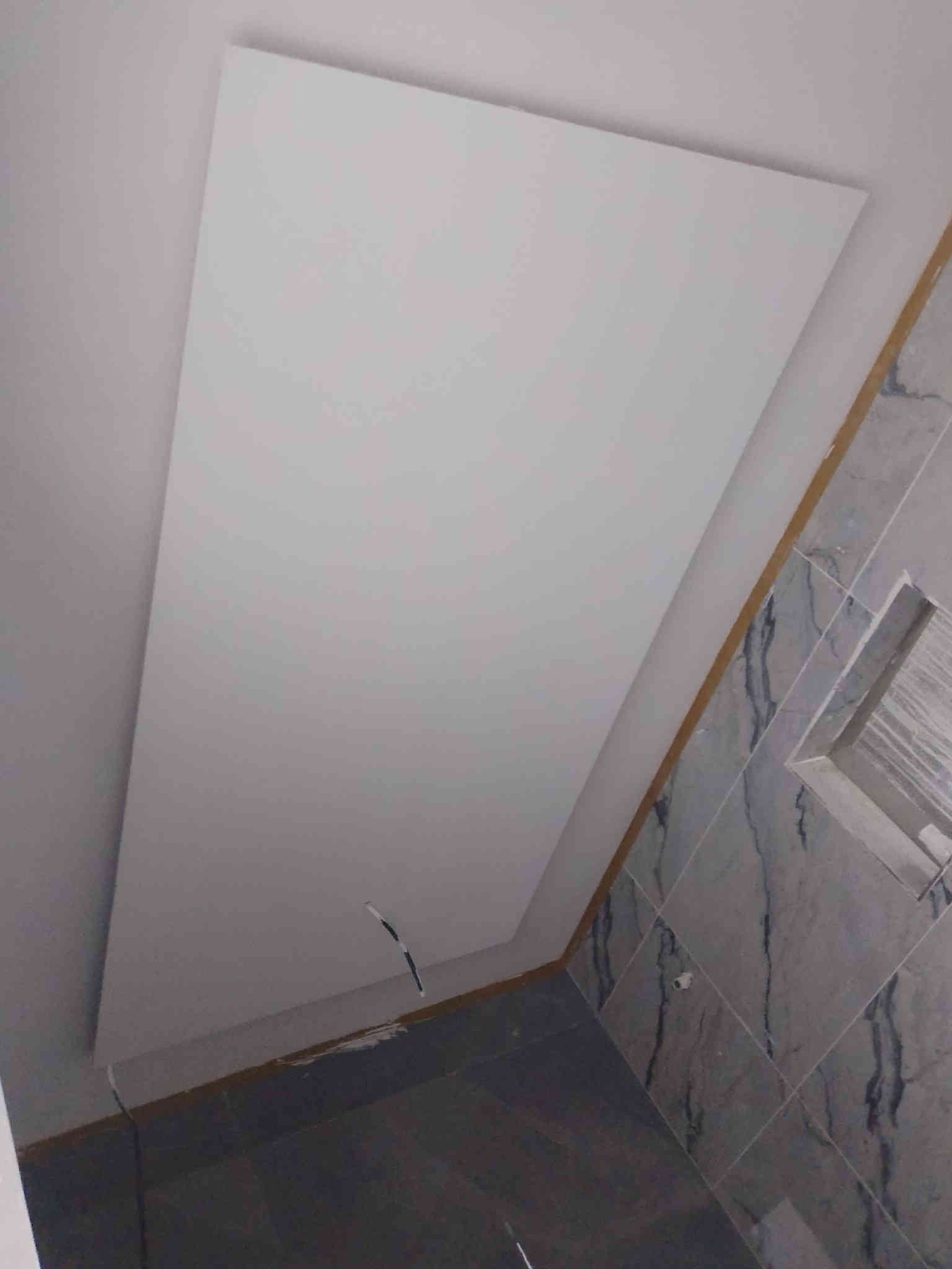 السلام عليكم نعمل كافة اعمال الديكورات المنزليه بأسعار تنافسية مواد اصليه عاليه الجوده السرعه في العمل عليك الاختيار وعلينا التنفيذ بأيادي محترفه نعمل داخل بغداد فقط للأستفسار التواصل على الرقم الوات ساب (***********) أو مراسلة الصفحه
