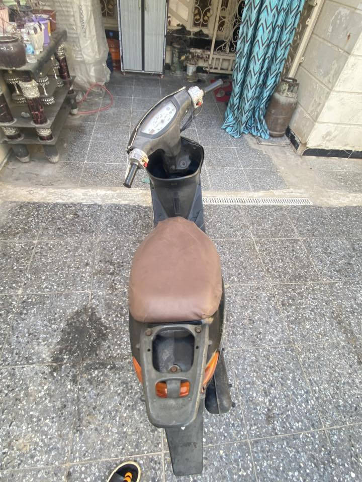 السلام عليكم  مر رخصه لادمن عصفوريه ستين للبيع اكسل اخرس كهربائيات شغاله اشاير سلف لايت عالي ناصي كله شغال السعر 160 او بيها مجال قليل مكاني شعب شارع عدن خلف جامع الشروفي رقمي *********** واتساب
