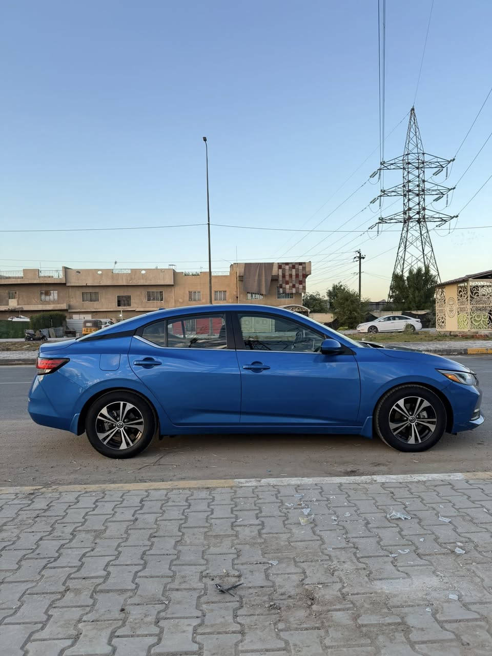 السلام عليكم ..
نيسان سنترة موديل 2023 مواصفات SV محرك 2000 ويلكب كروم كامرة دوارة بصمة ابواب وبصمة جنطة رادار جانبي + رادار خلفي حساس خلفي قيادة  ذاتية + تحديد مسار

السيارة ماشية 50 ميل مبدل بنيد فقط

كفالة شواصي ولغود والسيارة بأسمي تحويل ثاني يوم 

السعر : 140 بيها شي بسيط

للأستفسار الاتصال على الرقم التالي : ***********
