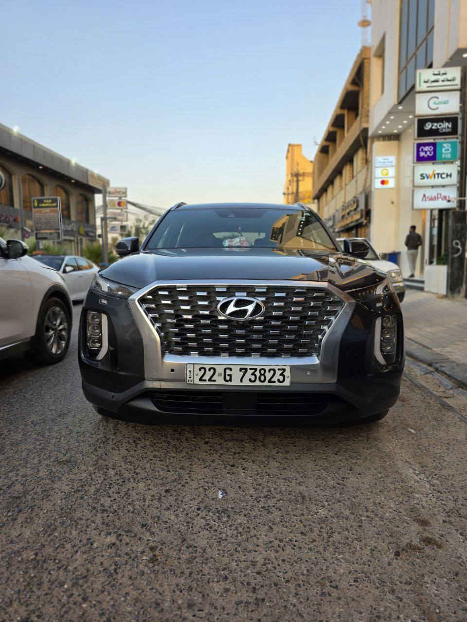 السلام عليكم للبيع فقط 
‏ HYUNDAI PALISADE كاليكرافي
مديل 2021 رقم اربيل جديد 
ماشية 90000 كلم
‏محرك V6/ 3.8L
اللون نفطي
المواصفات :-
فتحتين سقف 
اربع كامرات 360 
شاشه ديجيتل 
لايتLED امامي
لايت امامي زينون 3 عدسات 
بك لايت LED
كشنات سياحي منفصل
رادار امامي 
رادار جانبي
حساسات خلفيه
حساسات اماميه
صندوق كهربائي
بردات خلفيه بلادي
تبريد 3 قطع 
شاحن واير ليس
بصمه 
تشغيل عند بعد 
دخول ابواب ذكي
ماوس تحديد 4 وضعيات القياده 
كراسي كهرباء
كراسي هيتر+ تبريد 
شفتات ستيرن 
توقف ذاتي امامي خلفي 
السيارة جديدة وماناقصه اي شي
حادث صبغ بطرف البنيد شبر وجاملغ جه الايمن مبدل نفس اللون الايرباك برده امبدل وراجع سستم 
السيارة بدون شواصي 
اتواصل وبيها مجال
للاستفسار ***********
المكان النجف
