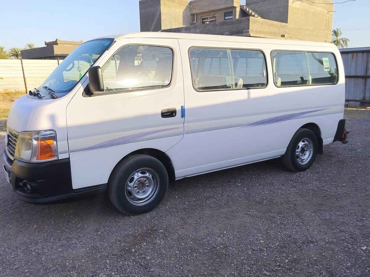 نيسان ٢٠١٢ اسياره جديده دوشمه تبريد السعر ١٣٠ بيهه مجال قليل العنوان المحموديه ***********
