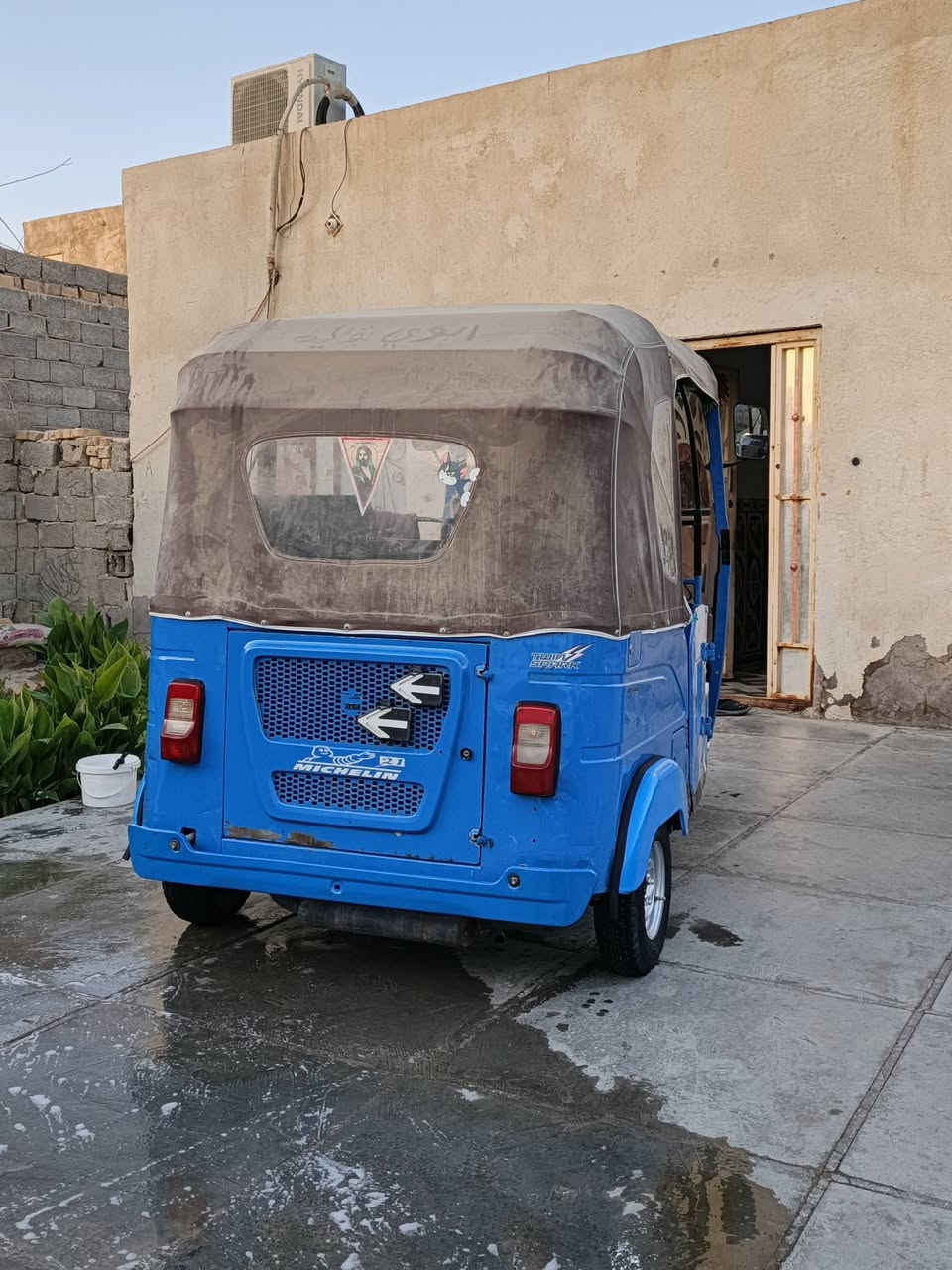 السلام عليكم للبيع  2021 شهر 12 رقم كربلاء بيه لغد شبر صبغ ومعجون ولغد ثاني بيها بارد محرك مبدل بستم فقد مكاني ناصرية قضاء الدوايه
 الاستفسار  ***********
