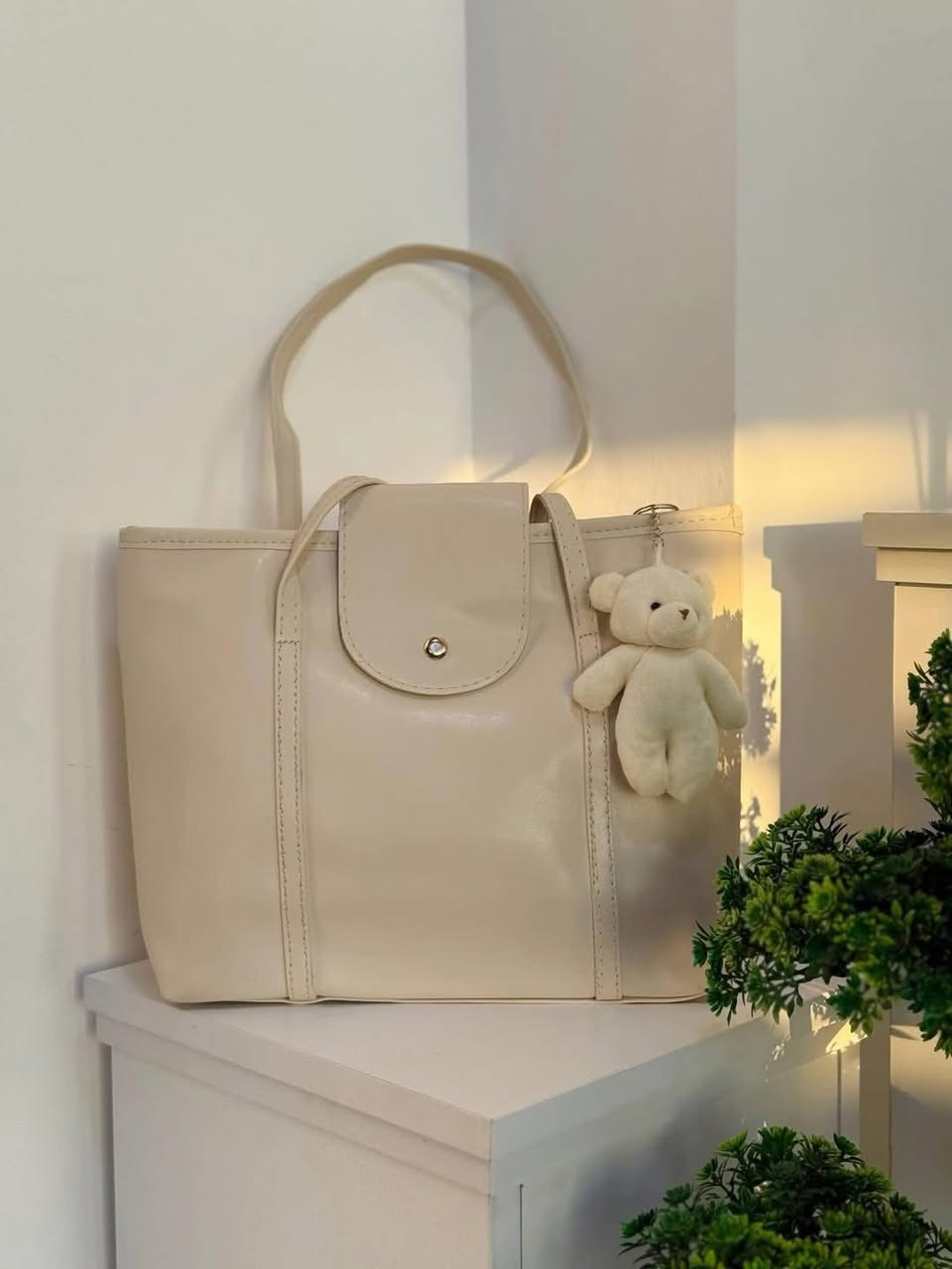 • السعر: 10 آلاف دينار فقط! 💰
• الخامة: نختارلكم أفضل الخامات بلمسة عصرية.
• التوصيل: متوفر شحن لكافة محافظات العراق 🚚 (لباب البيت).
للحجز والاستفسار:
💌 راسلونا على رسائل الصفحة (خاص).
 #جنط #MyBag #حقيبتي #بابل


**إذا كنت صاحب هذا الإعلان وتريد حذفه لأي سبب، رجاءا أرسل رسالة إلى الدعم الفني**