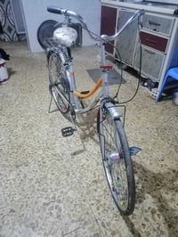 شباب بطه بناتي تخم تاير جديد هوه والجوابه شرط وياله موس لاملعب ولاعواج...