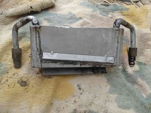 سلام عليكم لدينا تفصيخ سيرت الجزائريه للبيع بانواعها المكان الناصريه الاتصال على الرقم التالي ***********
