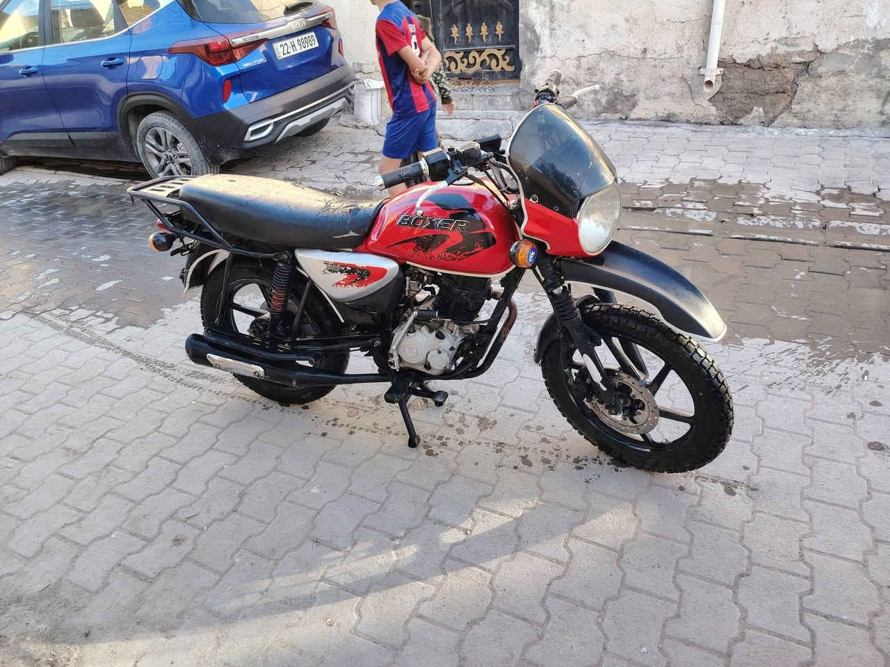 السلام عليكم للبيع موديل 22 950 وبها مجال شيء بسيط ***********
