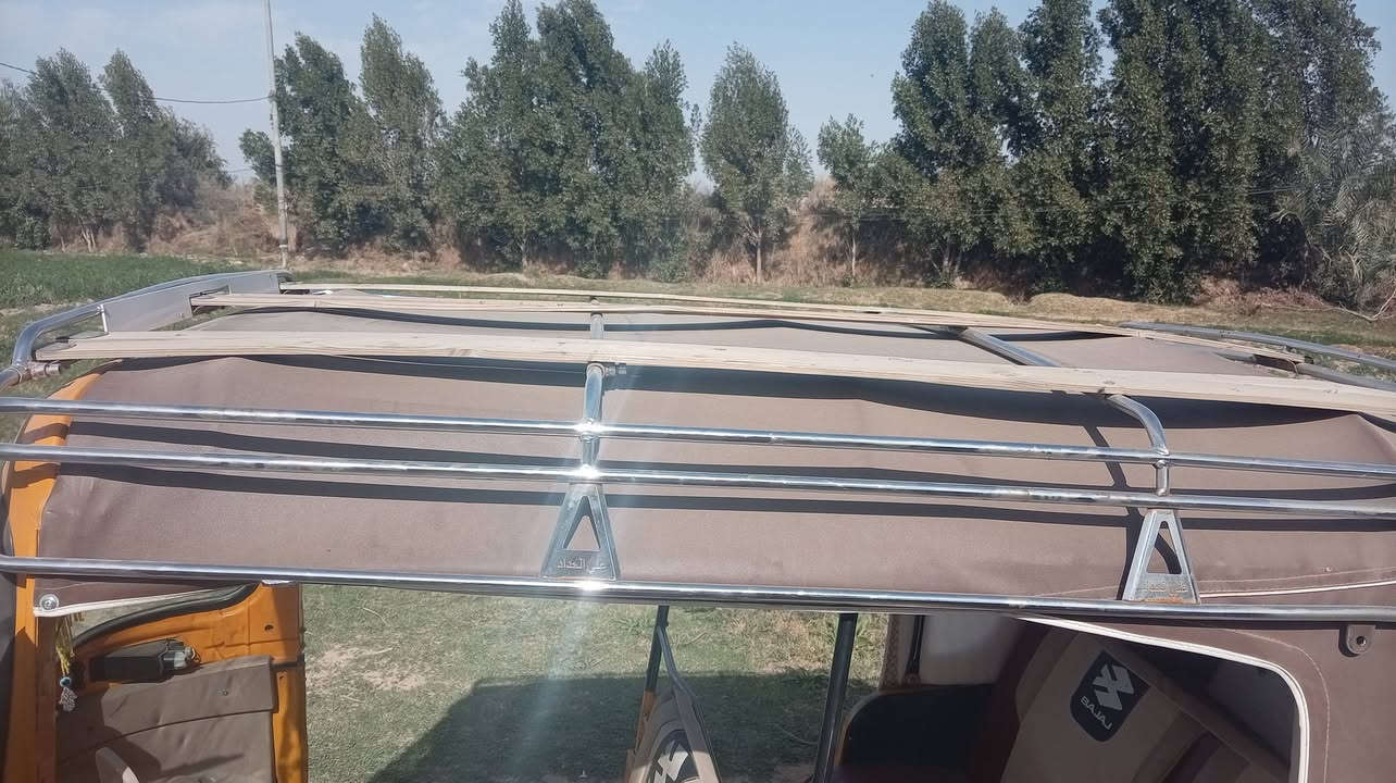 سلام عليكم  سيبايه هيه او نزاله للبيع علي الحداد السعر160 او بيه مجال قليل كلش ***********
