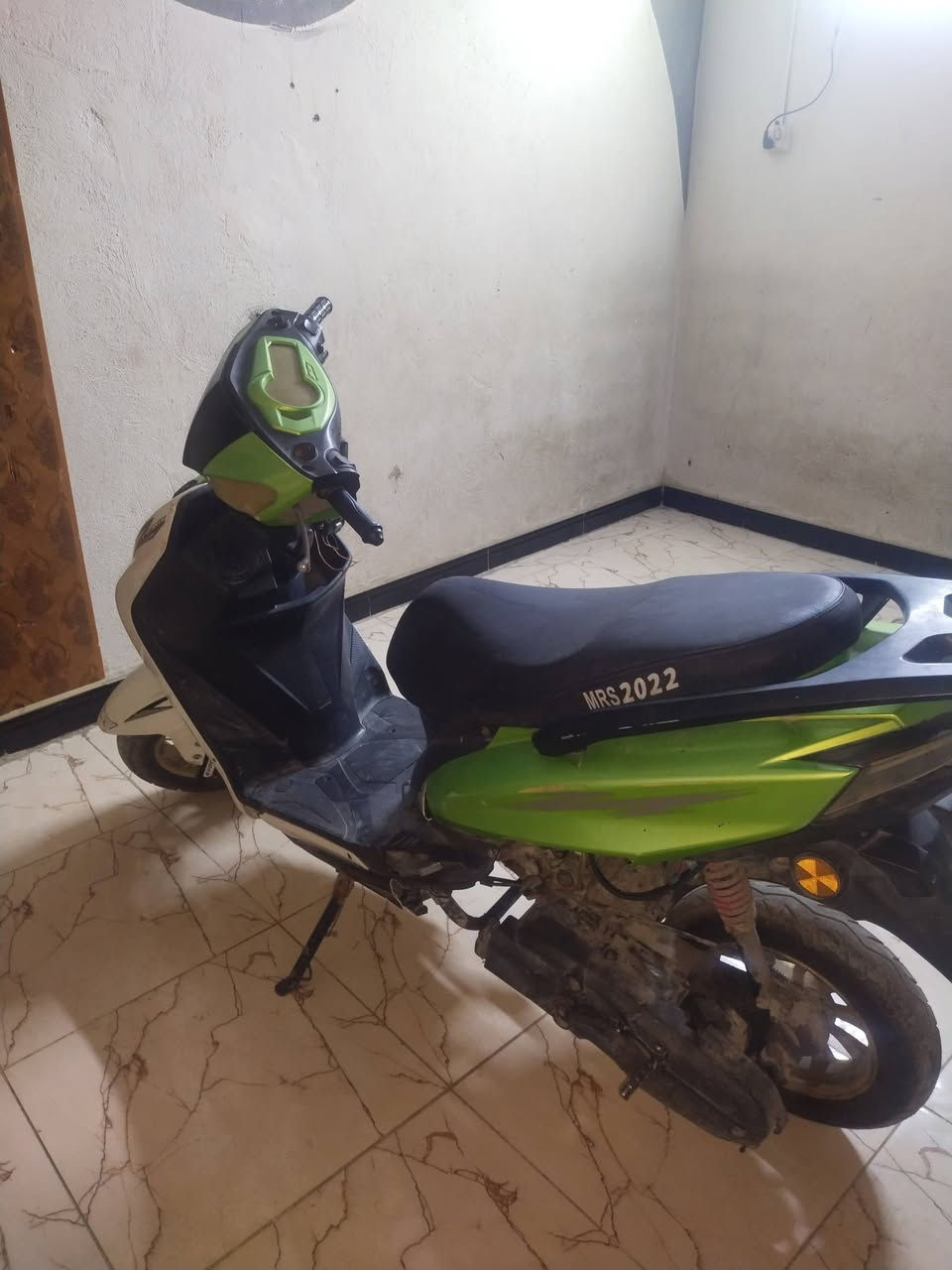 دراجه سكنس موديل 22 فقط كاطعه ناريه كلشي ما بيها فقط ناريه كاطعه المكينه برغي ما مجيوس شلعه سريعه نهضة كهرابيات شغاله بس ما بيها باتري سعر 300 وبيها مجال لطيبين ولشراي  مكني ابل خصيب كوت ثويني  متواجد خاص


**إذا كنت صاحب هذا الإعلان وتريد حذفه لأي سبب، رجاءا أرسل رسالة إلى الدعم الفني**