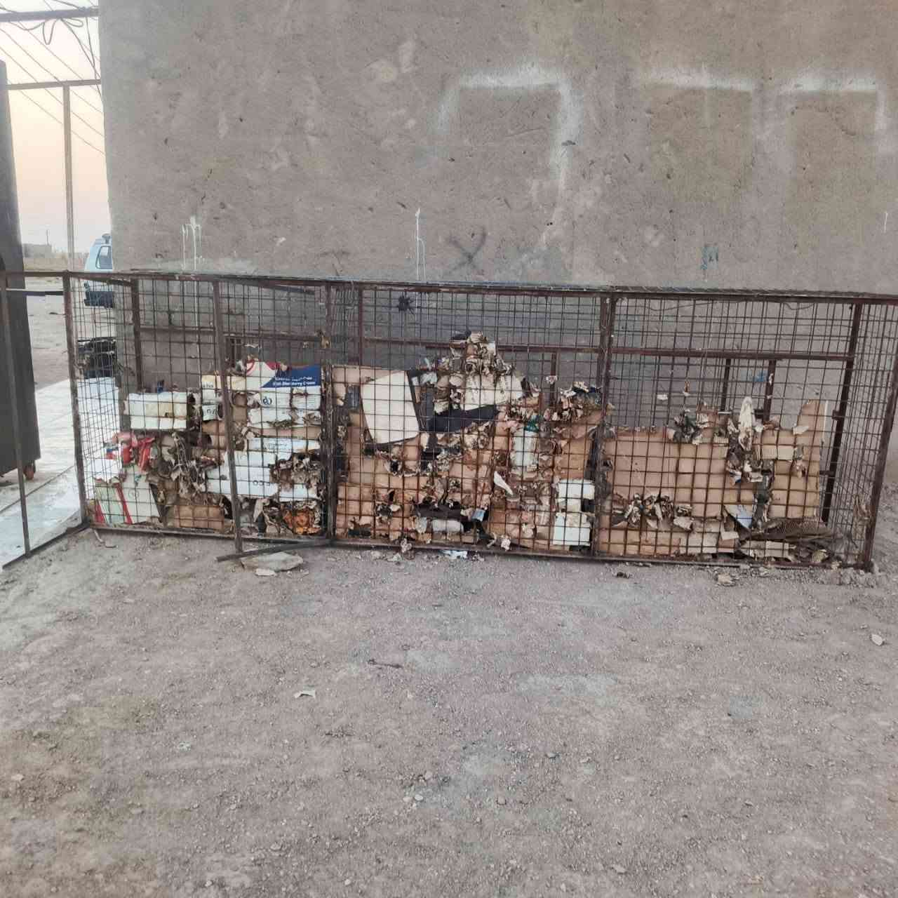 السلام عليكم
غراض محل بيع دجاج كامله للبيع

هلاسه كبيره  قفص حديد كبير ميزان الكتروني سنكي وكيزر
السعر خاص


**إذا كنت صاحب هذا الإعلان وتريد حذفه لأي سبب، رجاءا أرسل رسالة إلى الدعم الفني**