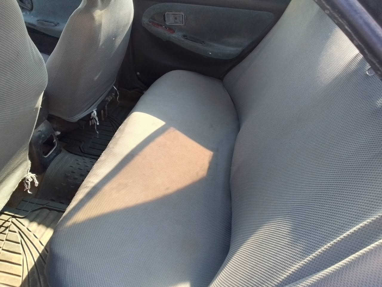 سلام عليكم للبيع سوناتا موديل 97 رقم الانبار الماني تحويل مباشر محرك وكير نضاف تخم تاير نضيف صدر امامي خلفي نضيف وكهرباياته كوله شغاله مسجل سماعت لايتات زنون داخله حلو وخارجه خارجه بلادي بدون صبخ بس بيه جراد ناعمه ونشطه بشارع مكان سياره بغداد ابوغريب اي استفسار علتصال *********** 
مراوس حسب لقناعة لسعر 20
