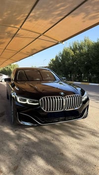 Bmw 740 2022 باب طويل فول مواصفات رقم اربيل  موافقة جام تضليل 80‎%‎  ب...