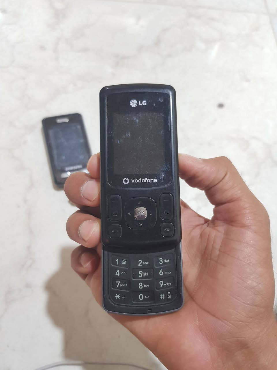 جهازين سامسونگ + LG قيم وأخذ فحم
سامسونگ مع شاحنتة نقص بطارية
ال LG بي بطارية نقص شاحنة
أبيع فحم قيم وأخذ
***********
