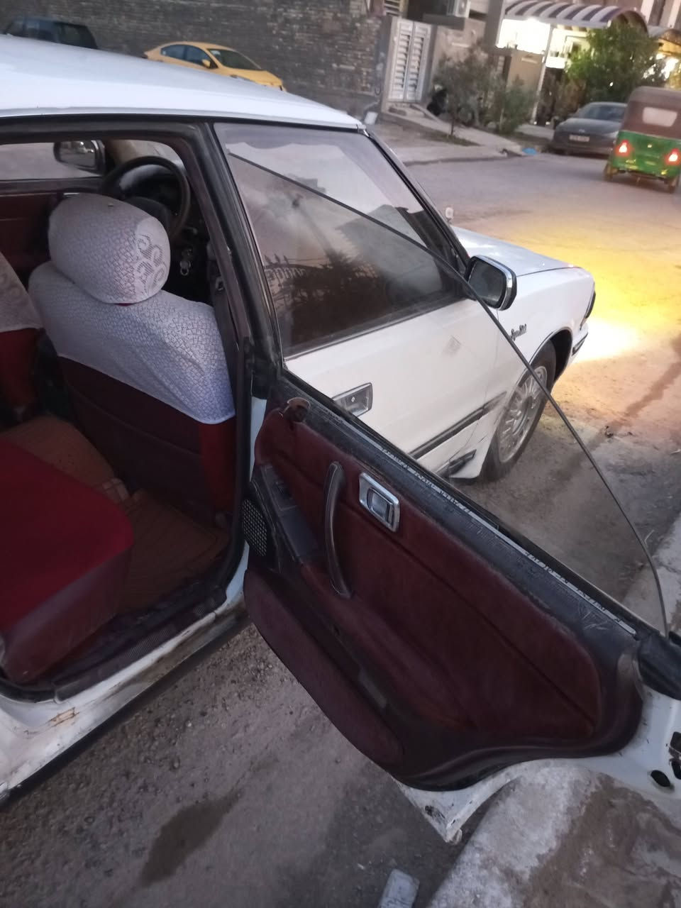 سلام عليكم سوبر هارتوب موديل 90 رقم وسنوية بغداد إنكليزي بسمي السيارة كير ومكينه حلوات ونجي زوج تايرات جدد صدر نص عمر  السعر ٣٢ وبيها مجال مكاني ديالى الخالص ***********
