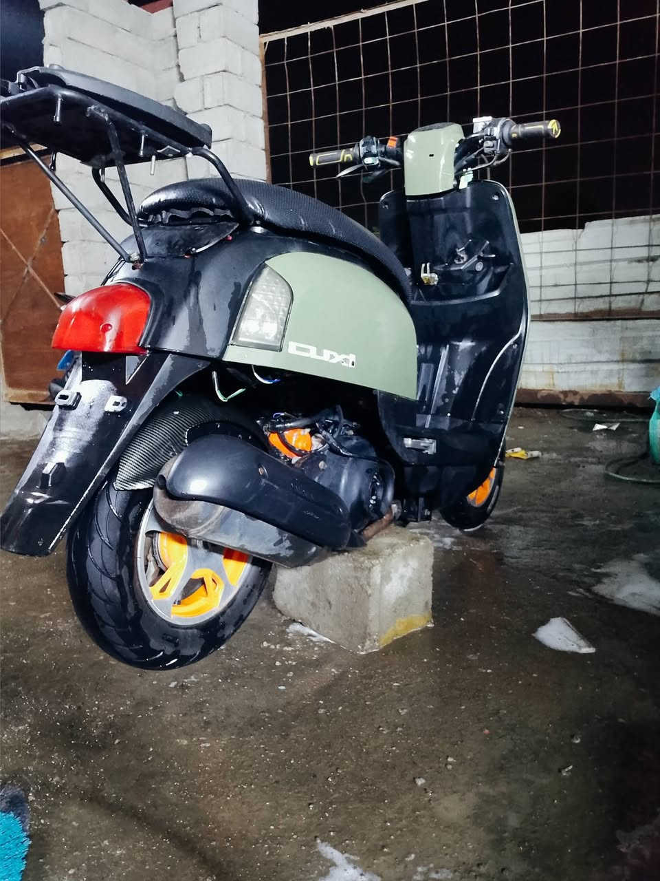 بوليس نوزل مكينه مكفوله شلعه ومعدل كلجات رياضي كهربائيات كله شغال السعر 600وبيه مجال للطيبن العنوان بغداد تقاطع نهروان الرقم ***********
