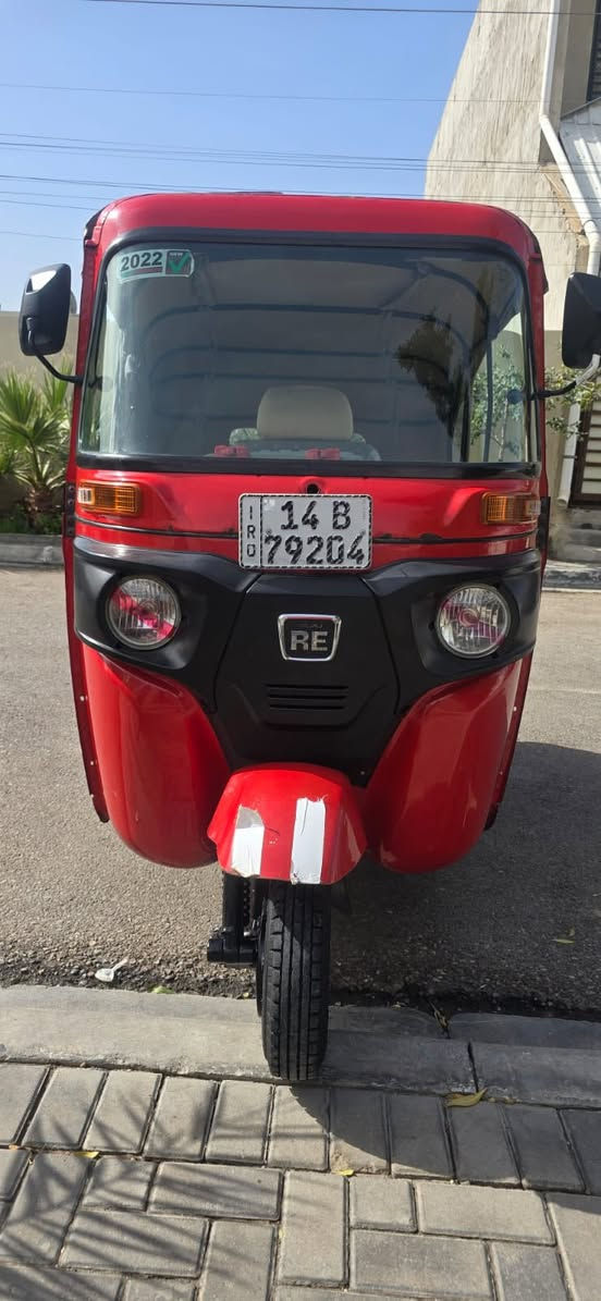 تكتك باجاج موديل 2022  تجفيت شركه وهذا بدي مثل ماموجود بالصور تكتك نضيفة و جاهزه  رقم وسنوية السعر 8500 مليون بيه مجال للشراي العنوان البصرة القبلة رقم الهاتف  ***********
