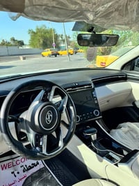 توسان 2023 فول مواصفات ما عدى البانوراما ماشية 48 الف  السيارة بدون قط...