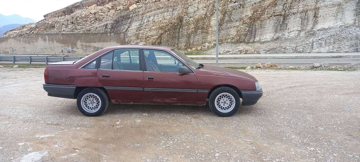 ئۆپڵ ئۆمیگا نرخی 15 گە لا پاور سلایت مە کینە 20 گێر عادی  کارە بایی مە زبوتە مە کینە گێر اکسل بێ عە یبە سە نە وی و وە کالە ی لە گە ڵە ئە وە لیاتی مە زبوتە تنها فرۆشتن *********** _*********** دخان, السليمانية
