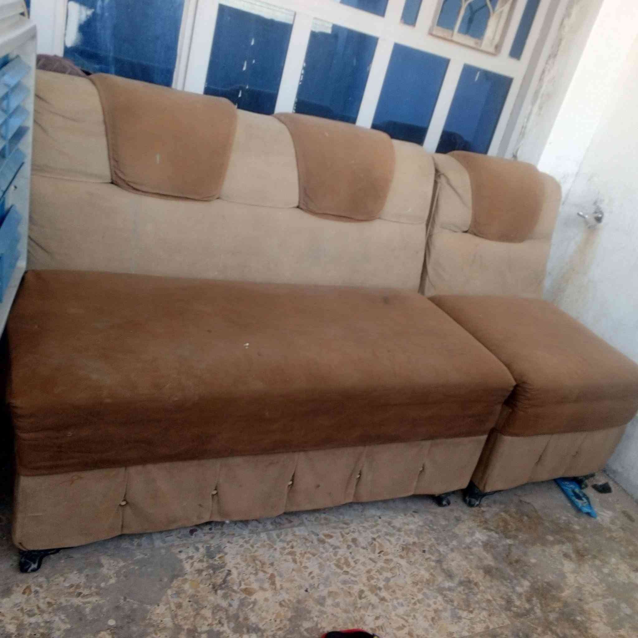 مرحبا عندي هذا تخم 3مقاعد نشيف فقط يرادله غسل تاركته 50بي مجال


**إذا كنت صاحب هذا الإعلان وتريد حذفه لأي سبب، رجاءا أرسل رسالة إلى الدعم الفني**