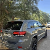 جيب اسمنتي موديل 2020  ماشية 83,000  حادثها موضح بلصور  المواصفات   كش...