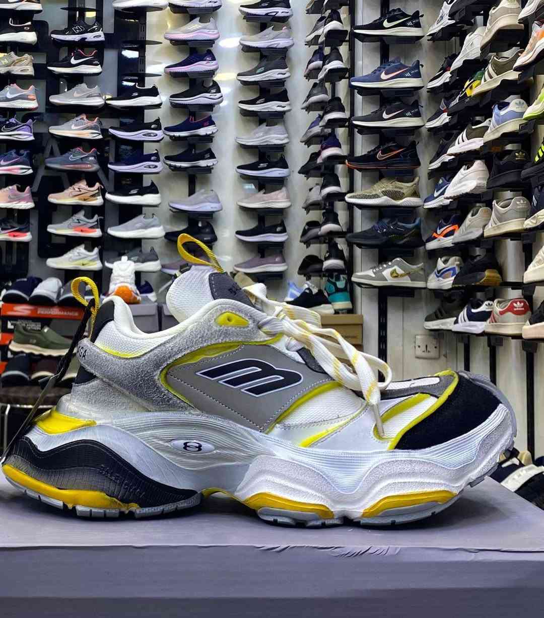 سوبر ماستر اصلي
الكارتون 8 قطع 📦 
للحجز واتساب ☎️
***********📞
يوجد توصيل 🚖
