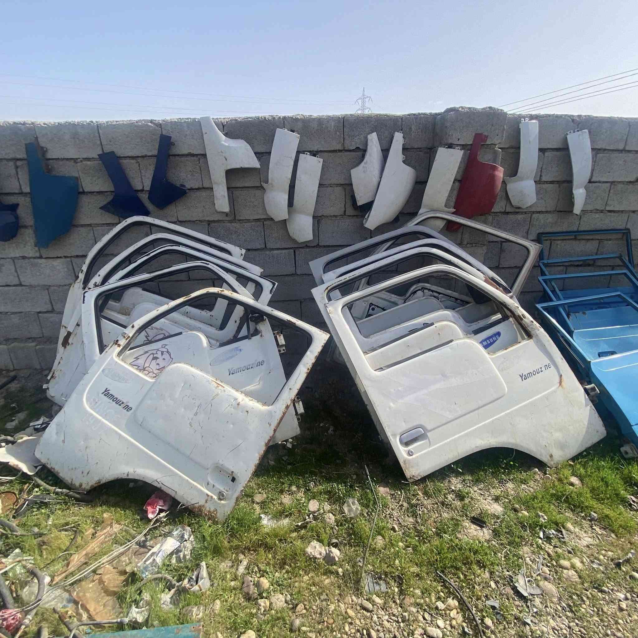 ادوات سامسونك احتياطية من الصدر الئ الكسل.  اتصل وتدلل ***********
