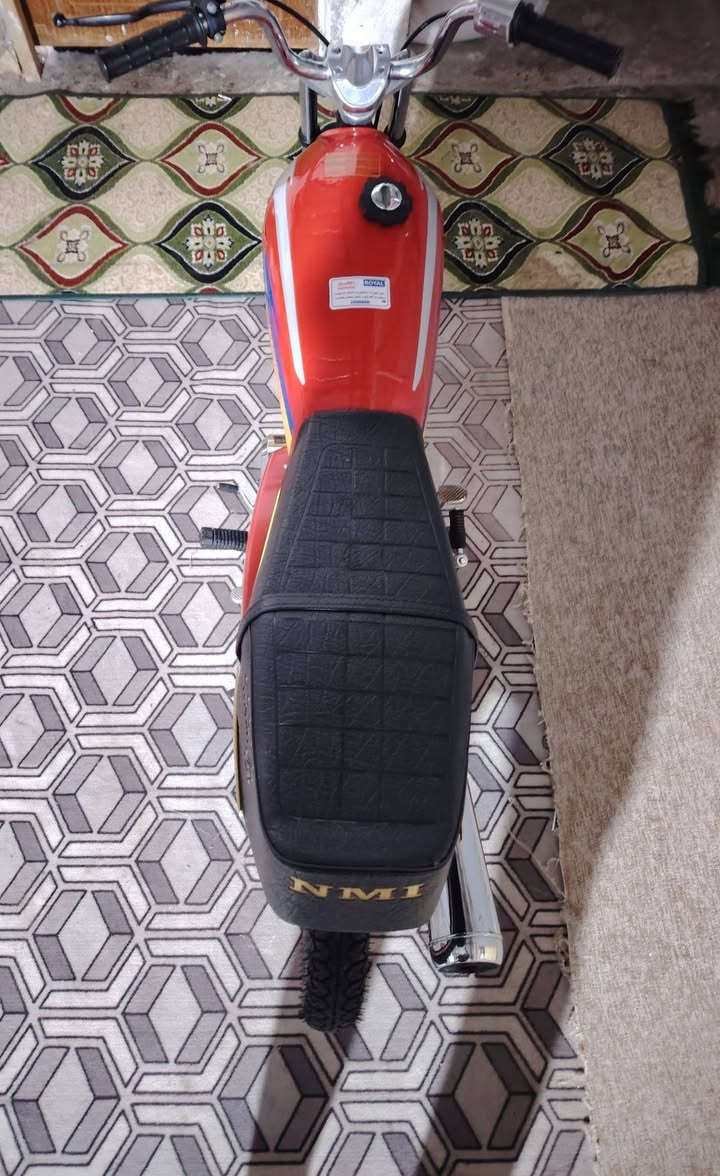 للبيع مكاني بصره الدراجه جديده كلش السعر 550 قفل
***********
