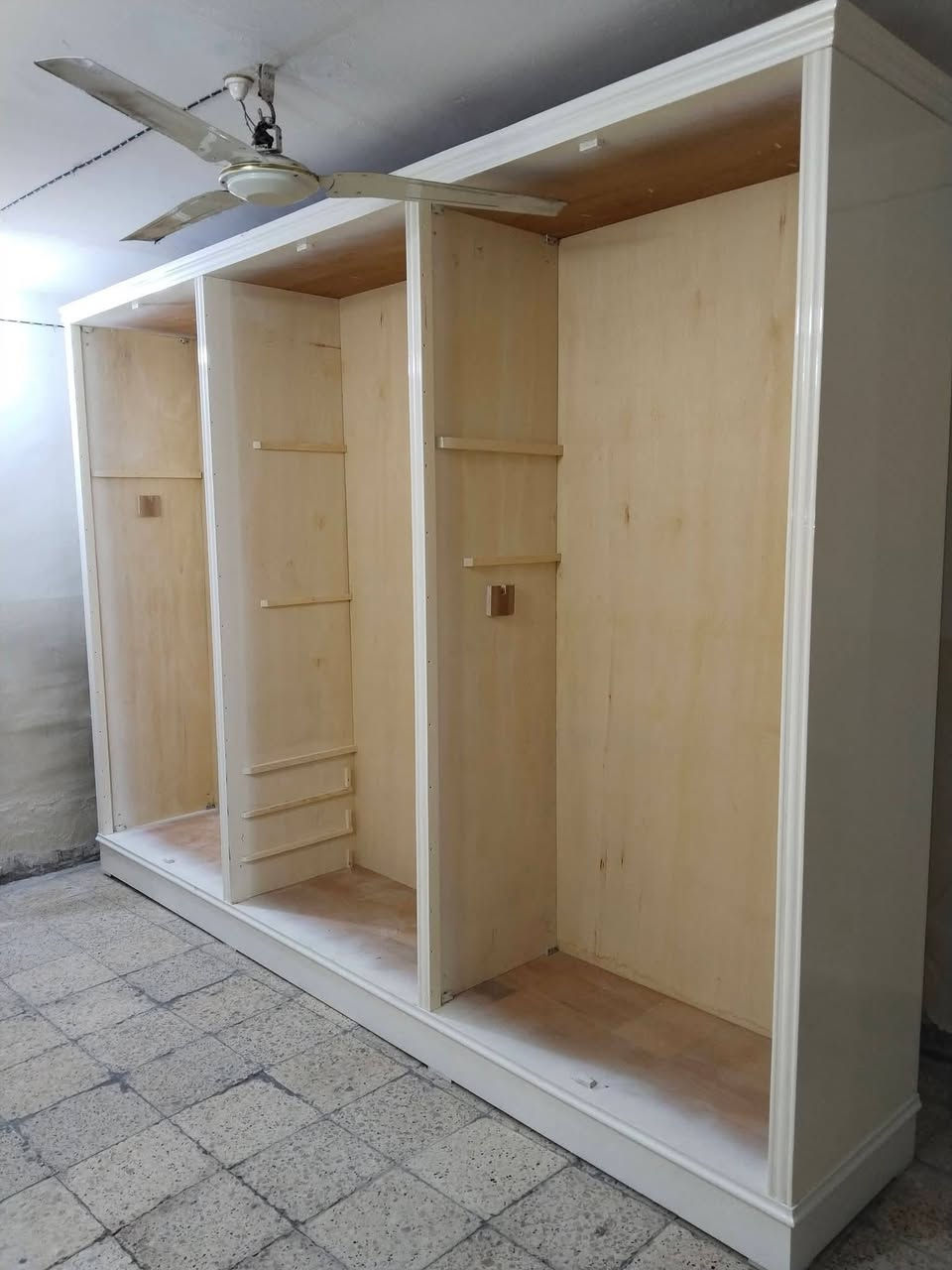 شغل نظيف، سريع، وبضمانة! 👋🛠️

إذا اشتريت غرفة نوم جديدة وحاير بتركيبها، أو تريد تنقل وتفك غرفتك القديمة، وتدور على نجار يضبط الشغل؟ احنا بخدمتك!خدماتنا تشمل:🔨
 فك وشد غرف النوم بجميع موديلاتها (حديث وكلاسيك).🔨 شد وتركيب كافة أنواع الأبواب بدقة متناهية.🔨 سرعة في الإنجاز وأسعار ترضي الجميع.
تواصل معنا الآن ورتب موعدك:📱 رقم الهاتف: [ ***********]📩 أو ارسل لنا رسالة مباشرة على الخاص.
أو الواتساب. جميع مناطق بابل
