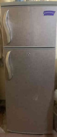 ثلاجة شغالة • سامراء • للبيع