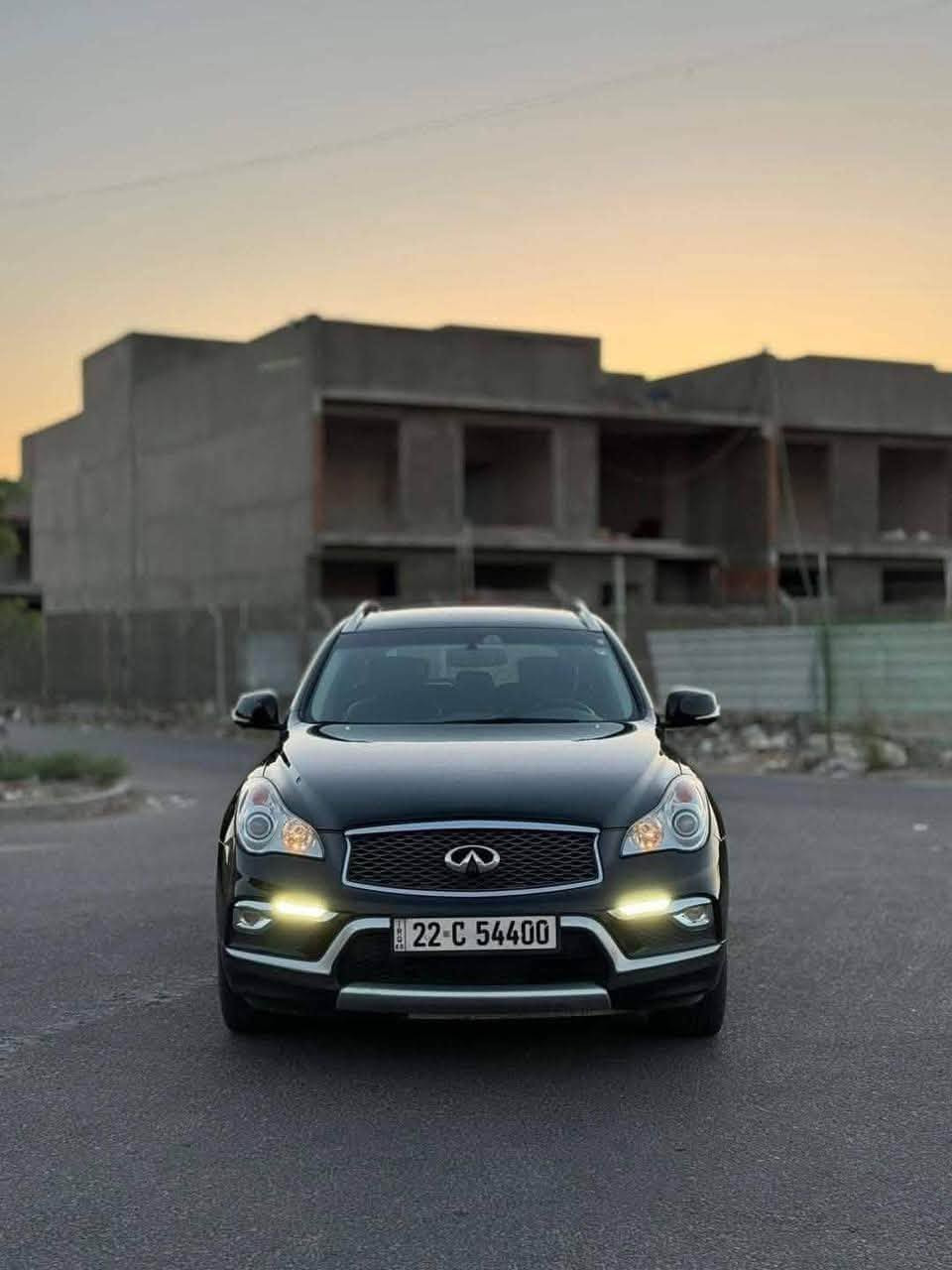 السلام عليكم 

إنفنتي qx50 للبيع موديل 2017  رقم مميز

السيارة فول مواصفات

ماشية ٧٥.٠٠٠

تحكم ستيرن فول

اربع كامرات 

اشاير مري 

الويل ١٨

حساس خلفي امامي 

بكلايت لد 

نظام زنون بلادي

مكينة ٣٧٠٠ السيارة صاروخ

فور ويل

كشنات جلد تدفئة وتبريد

فتحة 

تحكم كشنات خلفية  كهرباء صعود ونزول 

تحديد مسار

الحادث دعامية خلفية فقط (كلين)

والباب الخلفي بيه تصليح ورش بالعراق (مصور)

اللون اسود  

للبيع او المراوس 
***********
