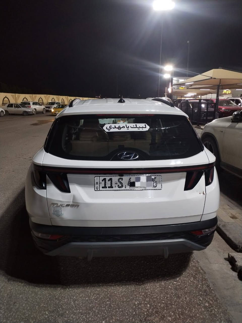 سلام عليكم للبيع هونداي توسان 2024 رقم بغداد بسمي مكفوله بيه رصعات موضحه ماشيه 70 سعر 210
***********  مكاني كربلاء
