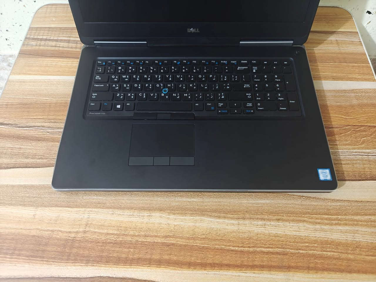💥 عرض خاص – آخر قطعة متوفّرة!
لابتوب يحتوي على كرت شاشه خارجي 16GB 

💻 Dell Precision 7720 – الجيل السابع

💵 السعر: 625 ألف فقط

إذا تحتاج جهاز يعتمد عليه بالشغل اليومي بدون لاك أو تهنيج، فـ Precision 7720 خيار مثالي! مناسب للمهندسين، المصممين، المونتاج، والطلاب اللي يحتاجون شاشة كبيرة وأداء ثابت وقوي.

🔹 المواصفات التفصيلية:

•الموديل Dell Precision 7720 الجيل السابع
• المعالج: Intel Xeon E3-1505Mv6 
• الرام: RAM:16GB DDR4
• التخزين: SSD 256GB
• كرت شاشه: Nvidia Quadro p5000 16GB خارجي
• الشاشة: 17.3 انج FHD 
•نظام التشغيل ويندوز 10 برو 

🔌 المخارج (Ports) المتوفّرة في الجهاز:

• 4× USB 3.0
• Thunderbolt 3 (USB-C)
• HDMI
• Mini DisplayPort

• قارئ بطاقة SD
• منفذ LAN RJ-45
• منفذ سماعة/مايك 3.5mm
• منفذ شحن خاص بالجهاز
• منفذ Smart Card
• منفذ Docking لمحطة العمل

🔹 ليش تختار هذا الجهاز؟

• أداء قوي جداً مع البرامج الثقيلة
• ممتاز للهندسة، التصميم، والرندر
• حرارة مستقرة بفضل نظام التبريد الاحترافي
• شاشة كبيرة تسهّل الشغل والدراسة
• جودة تصنيع عالية من سلسلة Precision
• يتحمل الاستخدام الطويل

🛡️ ضمان: أسبوع كامل
🚚 توصيل متوفّر لكل محافظات العراق

📞 للحجز والاستفسار:
واتساب: ***********
اتصال مباشر: ***********
