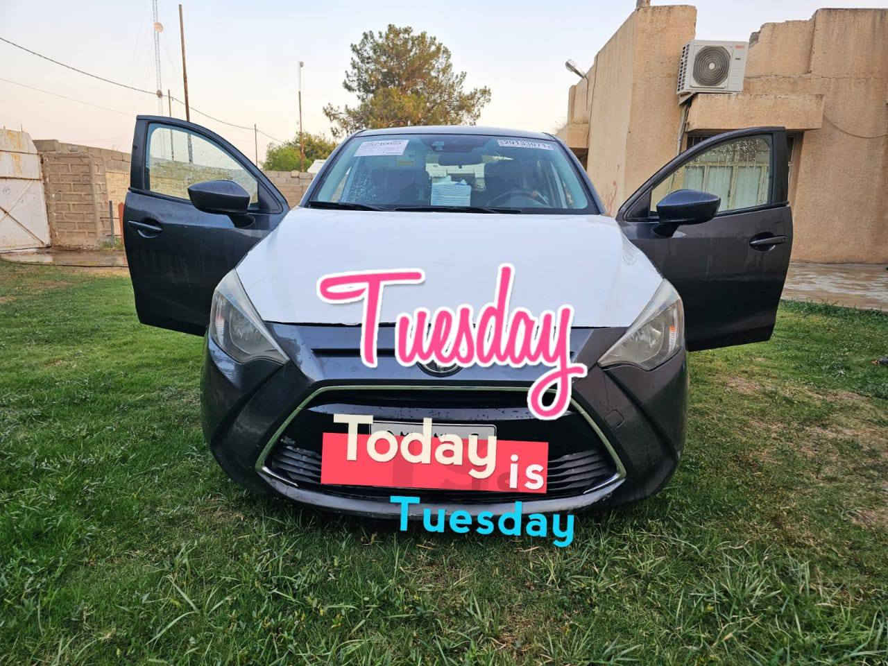 يارس 2017 وارد امريكي سيارة جديد مال بيت بأسمي رقم وسنويه جديده رقم اربيل دولي السيارة موضحه بالصور مع الضرر صدر جديد طخم جديد فول فول ما عده السلايت
السعر 110 ..
معارض حسب القناعه
الرقم ***********

المواصفات
بصمه 
تحديد سرعه
تحكمات 
ويل كورم
ماوس تحكم
رادار
حساسات فول
انظمه قياده 
شاشه لمس
بكره تحكمات شاشه
اشارة مرايه
مثبت سرعه
مانع انزلاق
وهواي مواصفات اخرى كركوك, العراق
