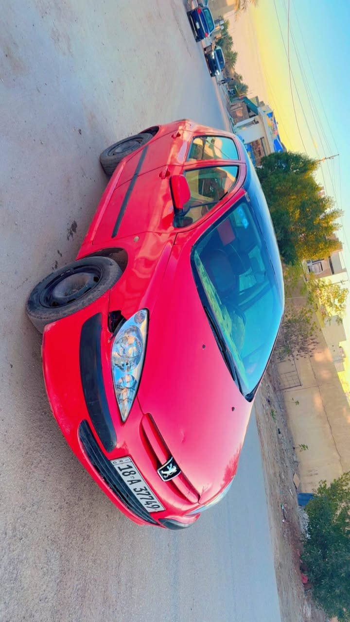 سلام عليكم بيجو فرنسي ٣٠٧ موديل ٢٠٠٥ جاهزه كير مكينه كهربائيات شاشة بيها تجيه خفيفه عكس جهة السائق ومصبوغة عام رقم بابل انگليزي مشروع وطني بأسمي هزه جديده  السعر ٣٥ وبيها مجال حگ الجيه مكاني بابل محاويل 
*********** المصيب, بابل
