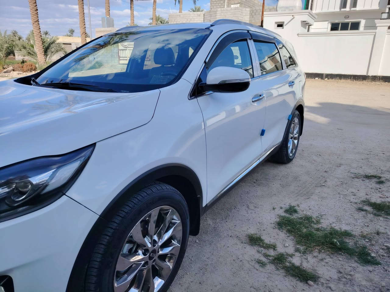 السلام عليكم
سيارة سورينتو 2019 شكل 20
السيارة نظافتها كما موضح بالصور
بصمة 2
مري شفط + اشارة
7 راكب
6 سلندر
ماشية 160 الف
كير ومحرك خير من الله
الضرر مالتها باب السايق والورا وبيها بارد بالبنيد والجاملق الأيسر ع شبر شبر
السيارة مال بيت وبأسمي ومكانها الفلوجة
السعر المطلوب 23.500$ وقابلة للتفاوض

اي إستفسار اني حاضر الخاص مفتوح
ورقمي *********** إتصال + واتساب
@إشارة
