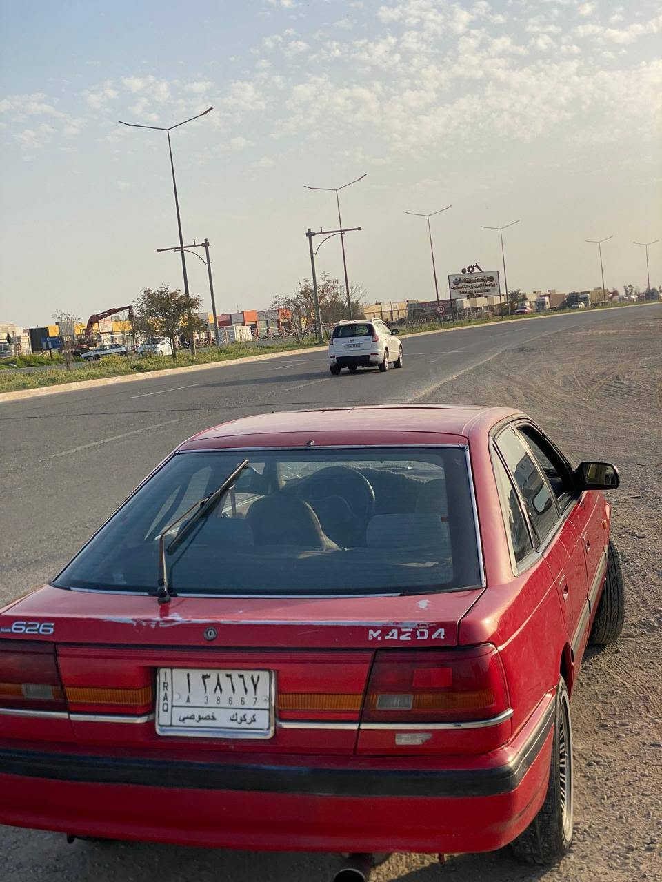 سلام عليكم
مازدا 626 موديل 1990 
كير اوتوماتيك شرط محرك كير 
تبريد بلادي سنويه جديد كوبون بانزين 
سلايت جوم كهرباء باور جاهزه شرط التحويل 
سعر 38 $ ورقه ومجال 
اتصال ***********
