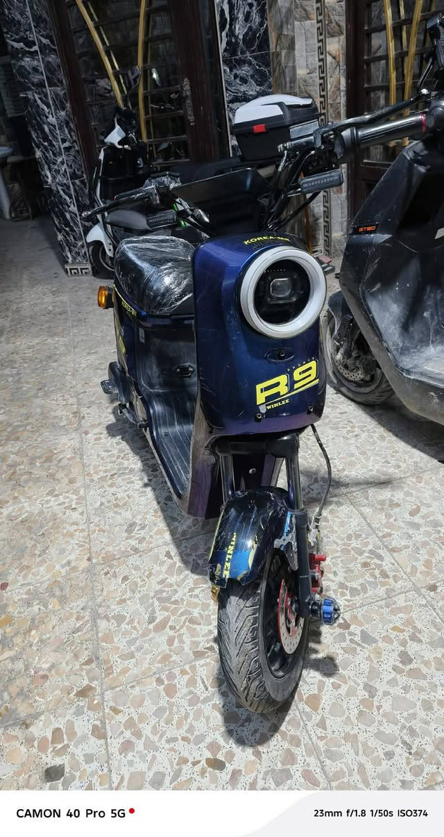 طياره الموسم ✈️ 
السلام عليكم دراجه شحن r9 جديده موديل 2024 كامله جديده مزوده عقل وبطاريات ليثيوم سرعته 99 بس طياره 🔥✈️ 4 نمر السعر 300 وبيه مجال مكاني كربلاء مركز المدينه الاستفسار ***********
خاص موجود 📍📍
