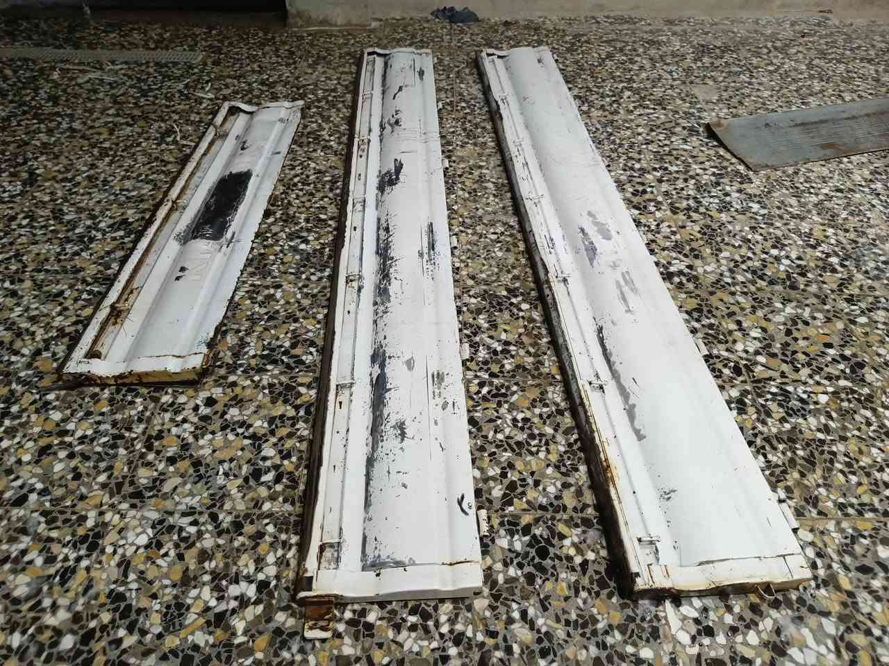 سلام عليكم  البيع صفاحيات بدي كيا 2700 سعر 125الف وبيهن مجال الطيبين رقم ***********
