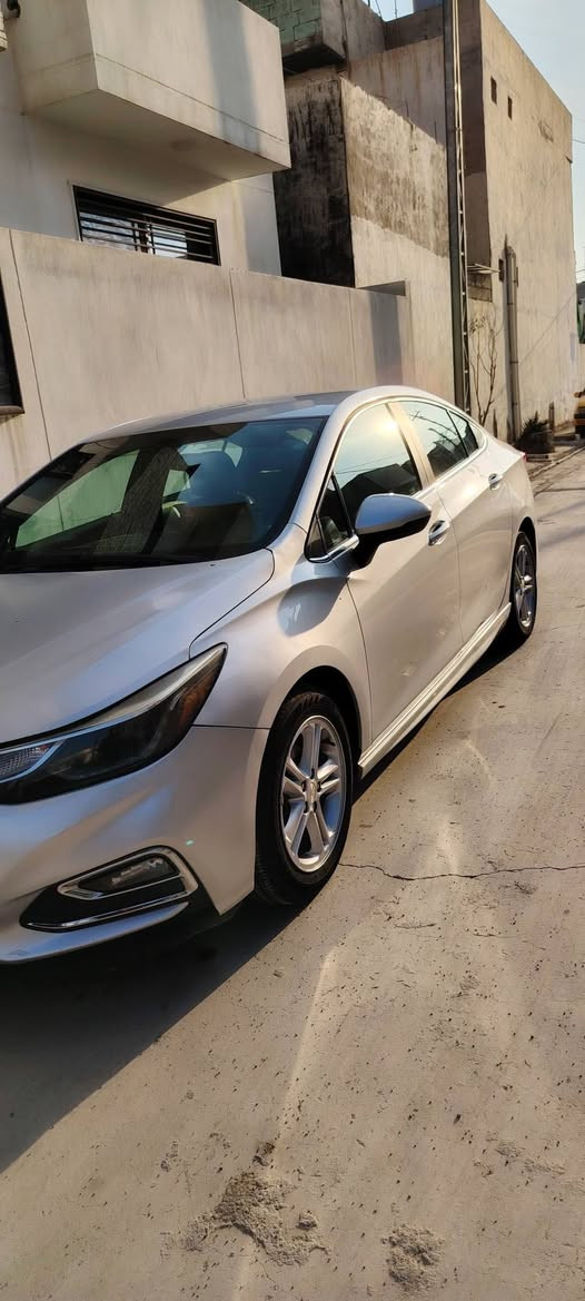 كروز 2017 
فول مواصفات ماعدا السلايد

سنوية باسمي 
دفتر بنزين موجود 

ضرر
جامرلغ وبنيد صبغ بدون معجون 

مكان السيارة كركوك 

سعر 105 
بيها مجال
 رقم الهاتف 
***********
