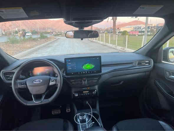 Ford Escape stlin 2023
شاشه گه وره
گيچ ئه لكترؤنى 
ده رگاشه فت
رادار پيش دواوه ته نيشت
هه مووشتكى جايزه 
٢٣هه زار مايل رؤشتوو
چملغ وده رگاى كليرى ئه مريكايه
هه مووگيانى به شه رت
***********
*********** رانية
