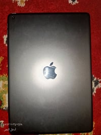 ايباد 9ذاكره 64غراضه كلهن موجودات مكفول من اي شي مابي اي كسر عمر البطا...