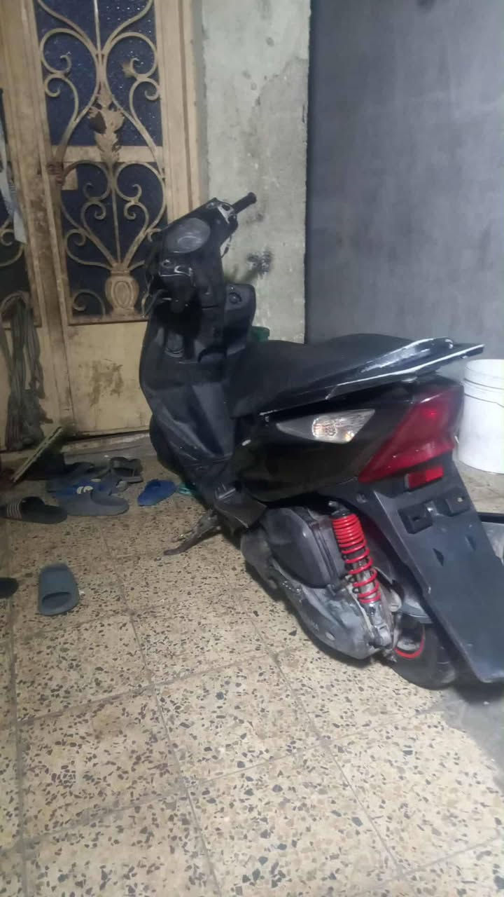 السلام عليكم دراجه الثعلب سرعه 140 كامله دراجه مكان بغداد الشعله حي الجوادين السعر 250 وبيها مجال واللي يريد خليجي خاص كامله الدراجه سلفندر هندر كله شغال


**إذا كنت صاحب هذا الإعلان وتريد حذفه لأي سبب، رجاءا أرسل رسالة إلى الدعم الفني**